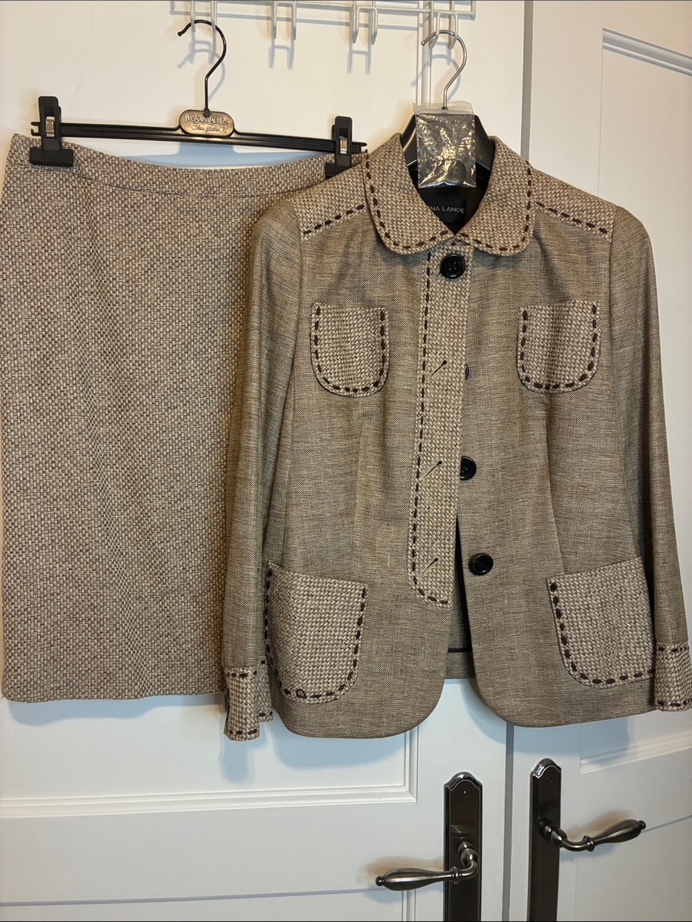Rena Lange Taupe Tweed Skirt and Jacket Set🔆